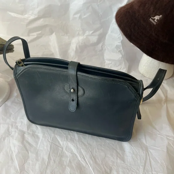 RARE VINTAGE DIANE VON FURSTENBERG LEATHER BAG - Picture 6 of 16